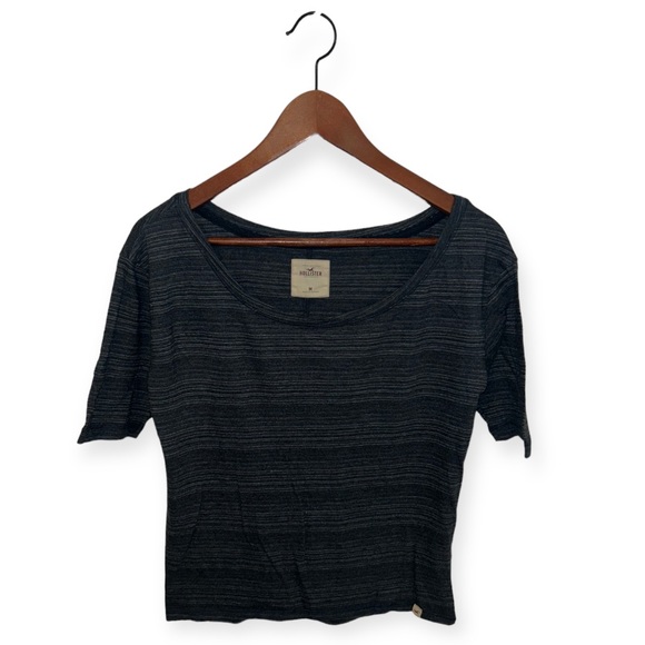 Hollister Tops - Hollister Short Sleeve Tee
